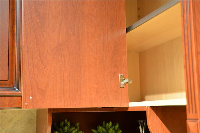 Maple Kitchen Cabinets