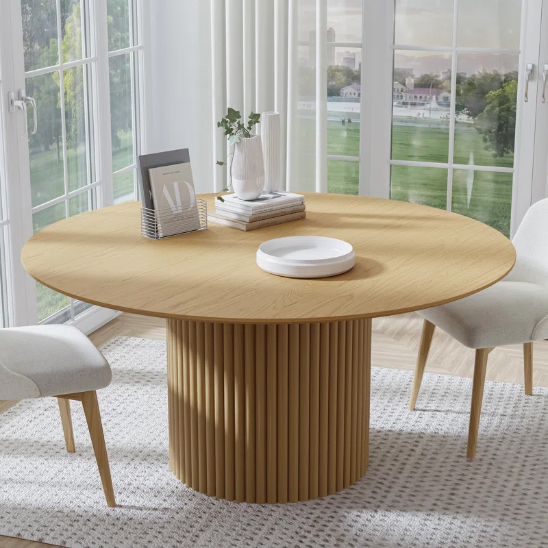 French roll-up doors blend dinning table