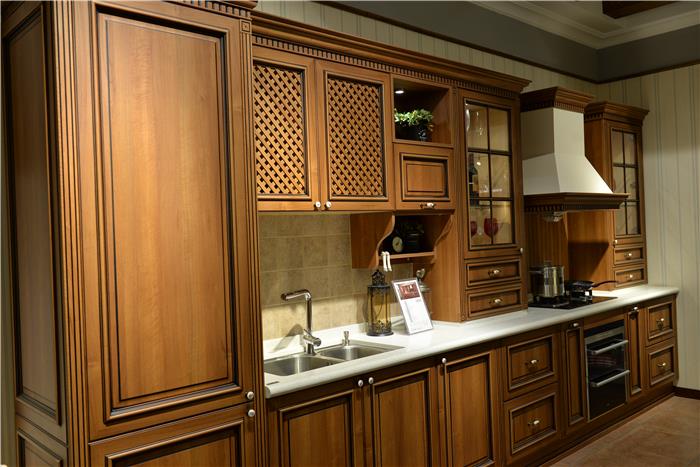 Maple Kitchen Cabinets